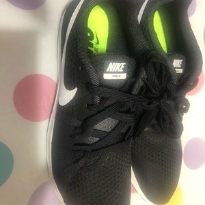 Shoes size 8 with cleats Nike Fast Run
